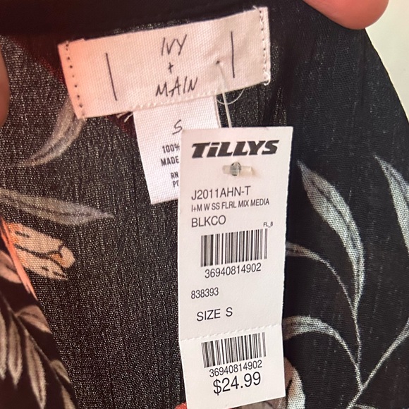 IVY+MAIN Floral Bra Top - Picture 2 of 4